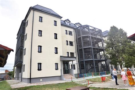 Clădirea Centrului Maternal Bistrița