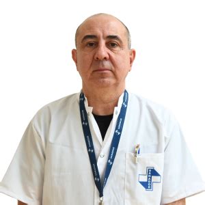 Logo SANADOR si poza cu dr. Ciprian Cristescu în atelierul medical