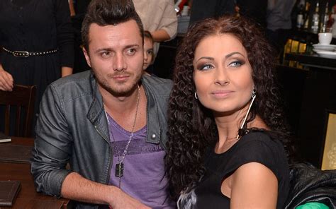 Gabriela Cristea într-un moment de poveste alături de familie