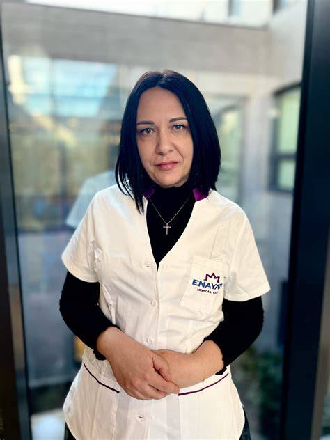 Infografic: prezentarea serviciilor Holomed Polimed (ginecologie, obstetrică, senologie, fertilitate) cu fluxuri de lucru integrated