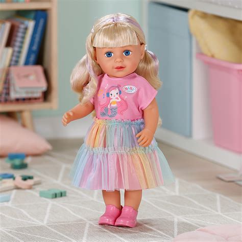 Papusa Baby Born in diferite tinute