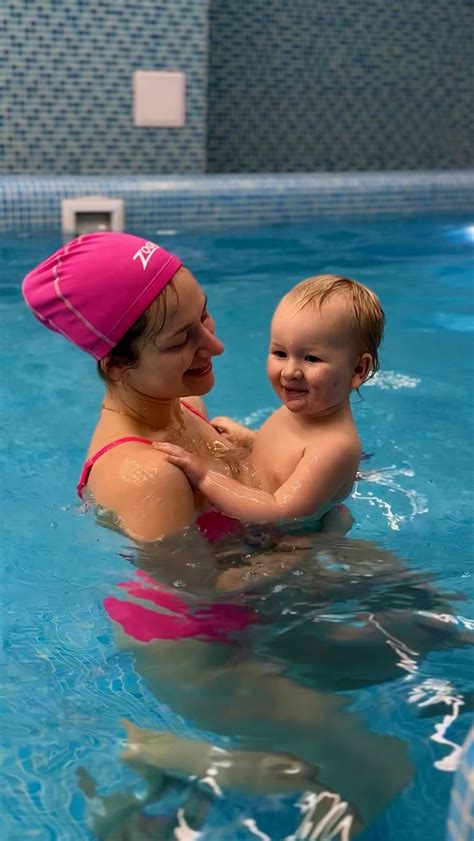 Echipament de siguranță pentru înotul bebelușilor