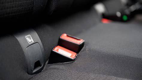 Diagramă Isofix: cum se conectează scaunul la punctele Isofix din mașină