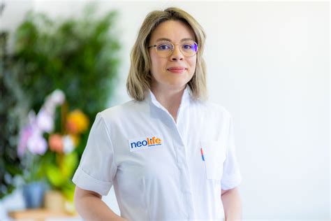 Portret Dr. Irina Jeanina Anghel