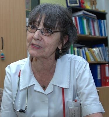 Prof. Dr. Margit Şerban primind o distincție
