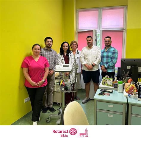 Echipa medicală de pediatrie în acțiune