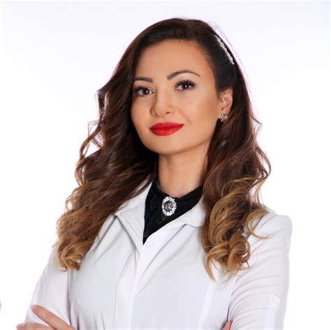 Portret Dr. Diana Mihai și despre filosofia clinicii
