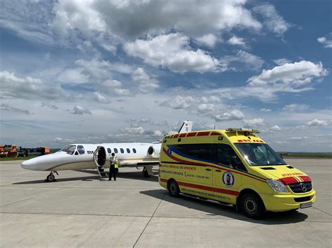 Ambulanță aeriană pediatrică