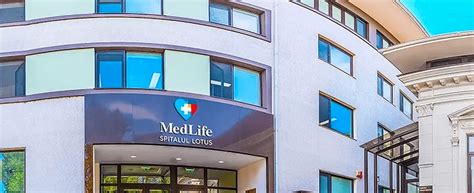 Echipa medicală MedLife Lotus