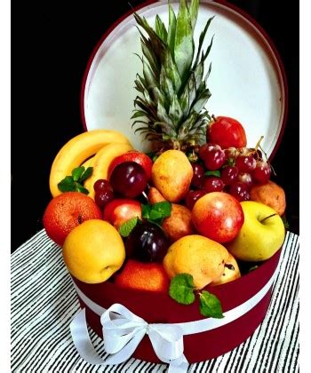 Fructe proaspete asortate pentru smoothie