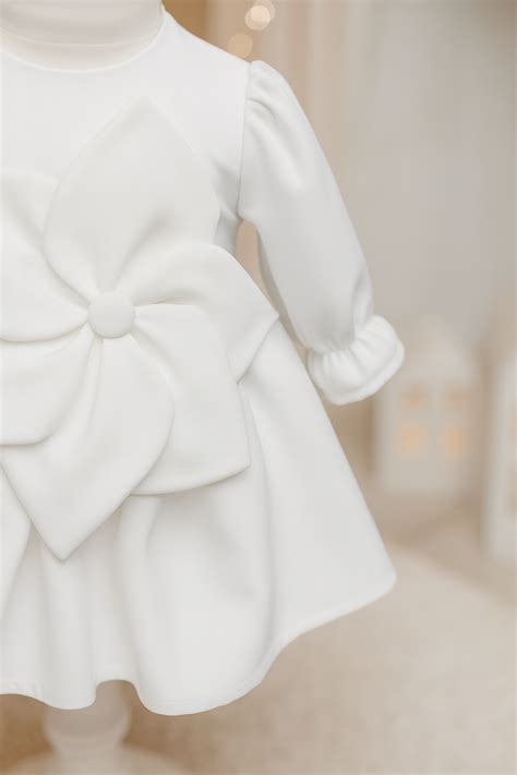 Rochite elegante pentru fetite