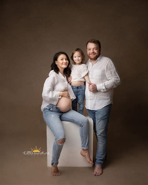 Exemple de poze din ședințe foto de maternitate