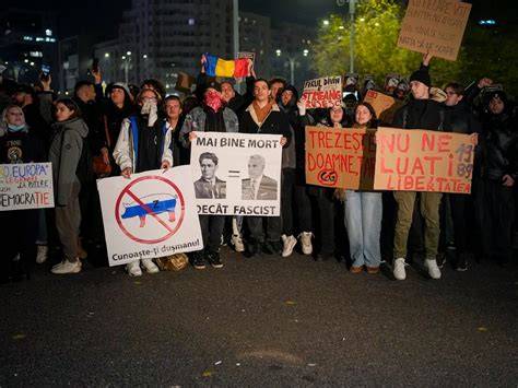 Imagine: Proteste pro și anti-avort în Irlanda, street-level activism