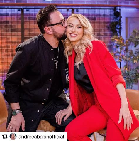 Andreea Bălan în timpul sarcinii, ridicând corespondența de la poștă