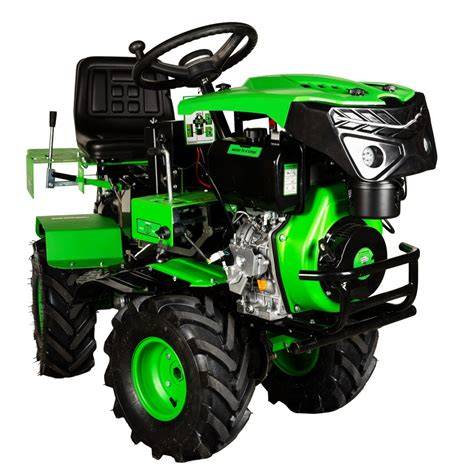 fermier-tractor-camp-motorina