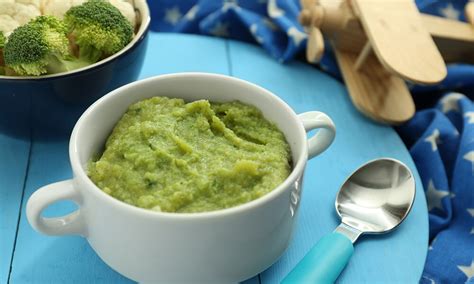Piure de broccoli procesat la abur, textură cremoasă
