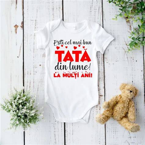 Imagini sugestive: idei de mesaje haioase pe body pentru bebeluși