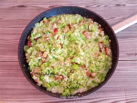 Broccoli si buchetele sale in culoare proaspata