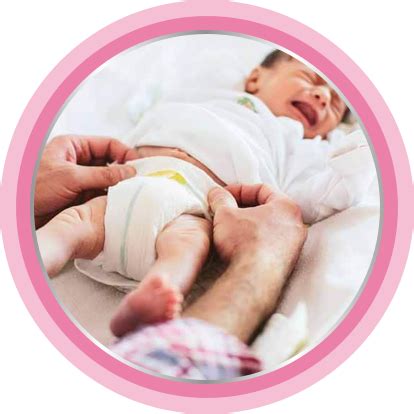 Ilustrație pas cu pas despre cum se schimbă scutecul unui bebeluș