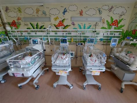 Imagine: Echipamentele donate în maternitatea SUUB