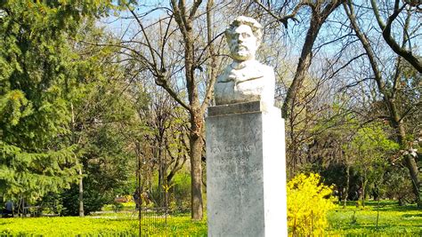 Clădirea grădiniței Ion Creangă din Slatina