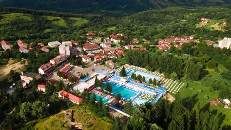 Ape minerale, nămol sapropelic și tratament balnear în stațiuni românești