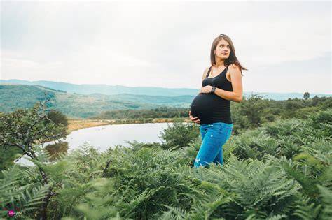 Infografie: etapele unei sedinte foto de maternitate