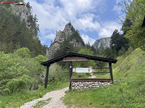 Harta traseelor turistice din Rezervația Cheile Șugăului - Munticelu