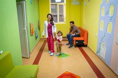 Diagramă comparativă a centrelor de oftalmologie pediatrică din Cluj-Napoca