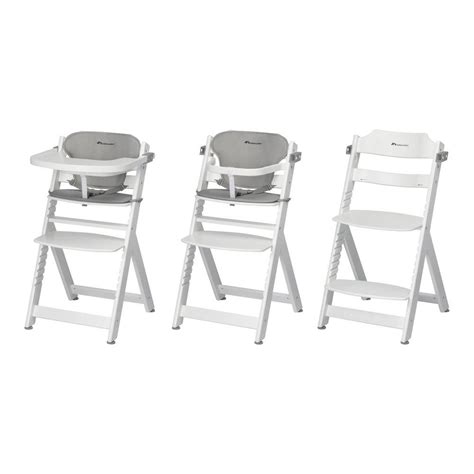 Copil bucurandu-se de masa in scaunul Bebeconfort Timba