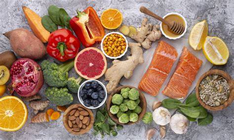 Capsulă comparativă: vitaminele esențiale pentru Ciobănesc German în diferite etape de viață