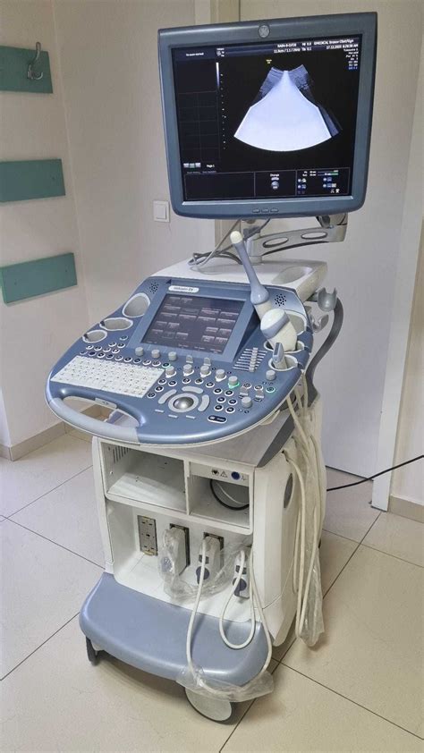 Ecograf Voluson E10 - modelul de echipament utilizat