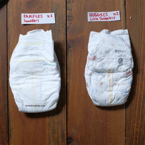 Infografic - Alegerea mărimii în funcție de greutate, diferențe Pampers vs Huggies, perioade de schimbare