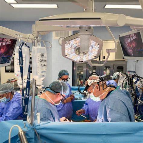 Infografic: fluxul programului de chirurgie cardiovasculară pediatrică din România