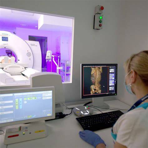 Imagine informativa despre ecografia transvaginala si proceduri ginecologice