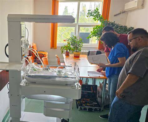 Fotografie cu facilități moderne ale Secției Neonatologie II