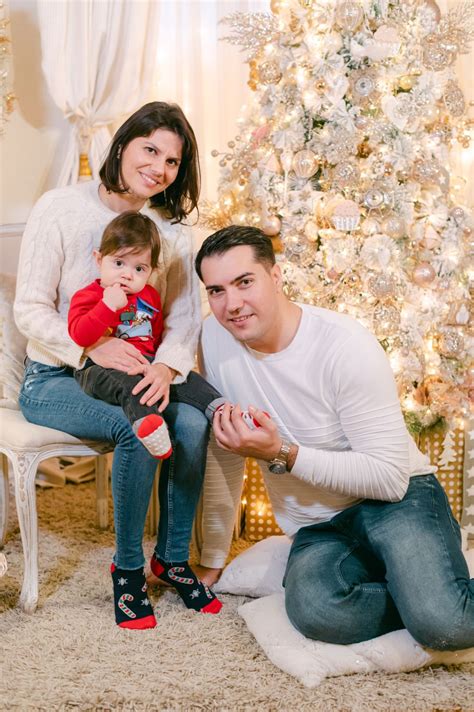 Familie la ședință foto maternitate cu copil