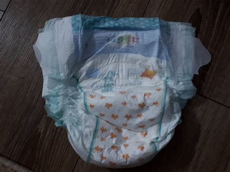 Infografic comparativ: scutece de unica folosinta vs. scutece lavabile