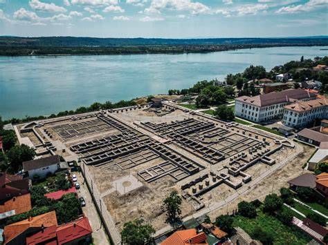 Ruine castru Drobeta, forma crucii