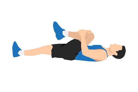 Femeie însărcinată în poziția cu genunchii la piept, șezutul ridicat