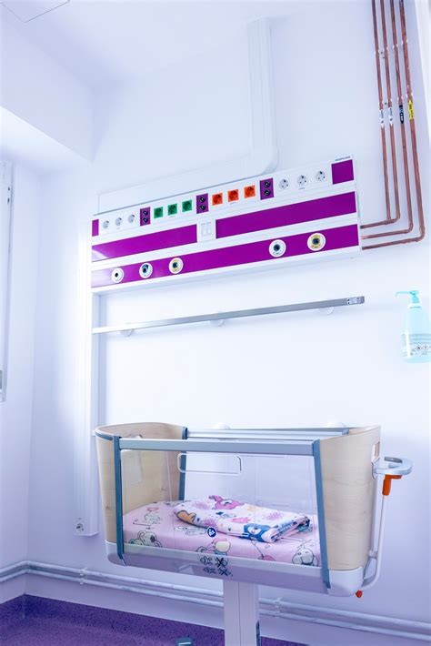 Echipamente moderne din secția de neonatologie