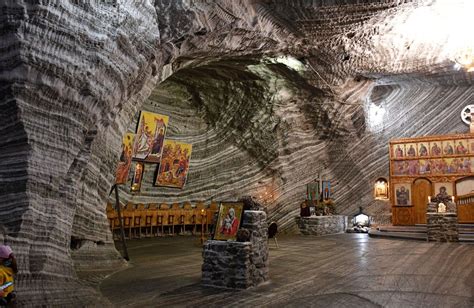 Imagini: Salt mine Ocnele Mari - galerii, biserica de sare, infrastructură turistică