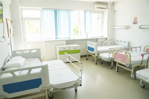 Infografic: Organizarea secției de pediatrie, număr de paturi, săli și fluxuri
