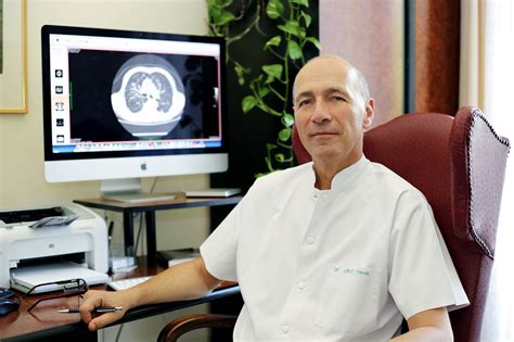 Schema care ilustrează semnele că un nou-născut cu icter este hrănit suficient