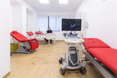 Imagine a secției obstetrică-ginecologie, spital Baia Mare, arată fluxuri de activitate, săli de consultații și dotări moderne