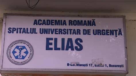 Fotografie cu corpul academic OG Elias în timpul unei sesiuni educaționale