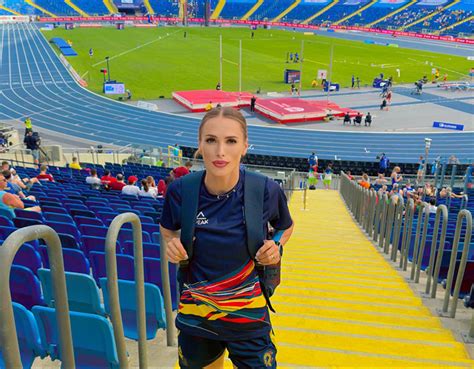 Mirela Lavric în timpul unei competiții