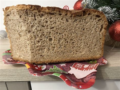 Comparație între pâine integrală și pâine albă