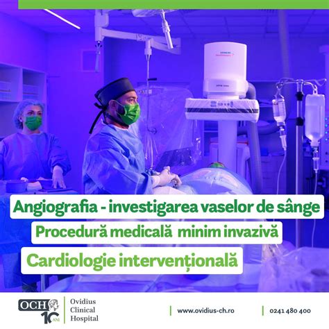 Doctor explicând o procedură medicală