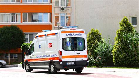 Logo Maternitatea Pelican si imprejurimi (poza ambulanta, sectia de obstetrica, neonatologie)
